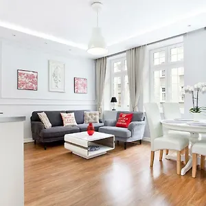  Apartment The Heart Of Old Town Polen